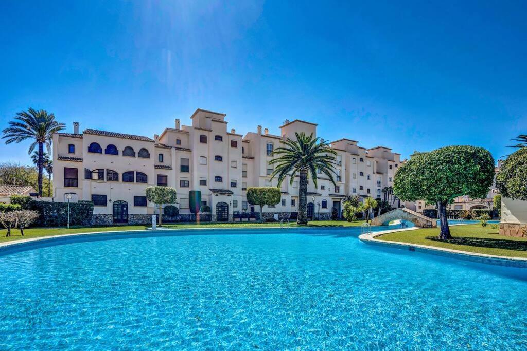 La Isla Casa Barnaby Villa Platja de Larenal Exterior photo